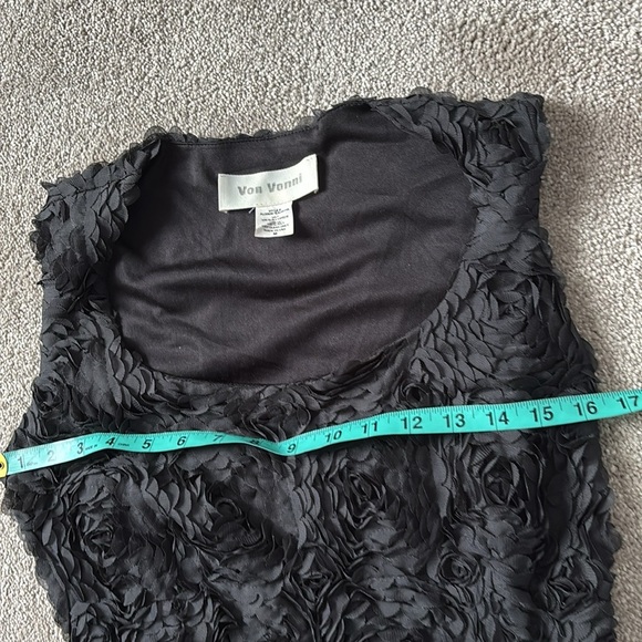 Von Vonni Patterned Floral black mini dresss Sz Medium - Picture 8 of 17